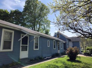 6368 Roosevelt St APT B, Coloma, MI 49038