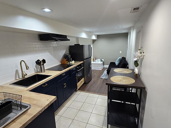 3rd image of 513 Patterson Park Ave #2