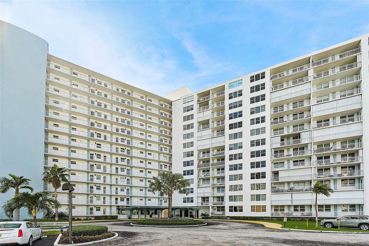 Photo 2 of 30 - 201 N Ocean Blvd #208 - Pompano Beach, FL Building Photo - 201 N Ocean Blvd #208