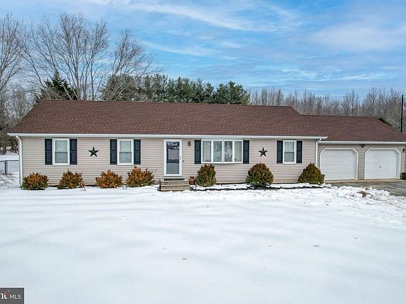 4th image of 1851 Hartly Rd