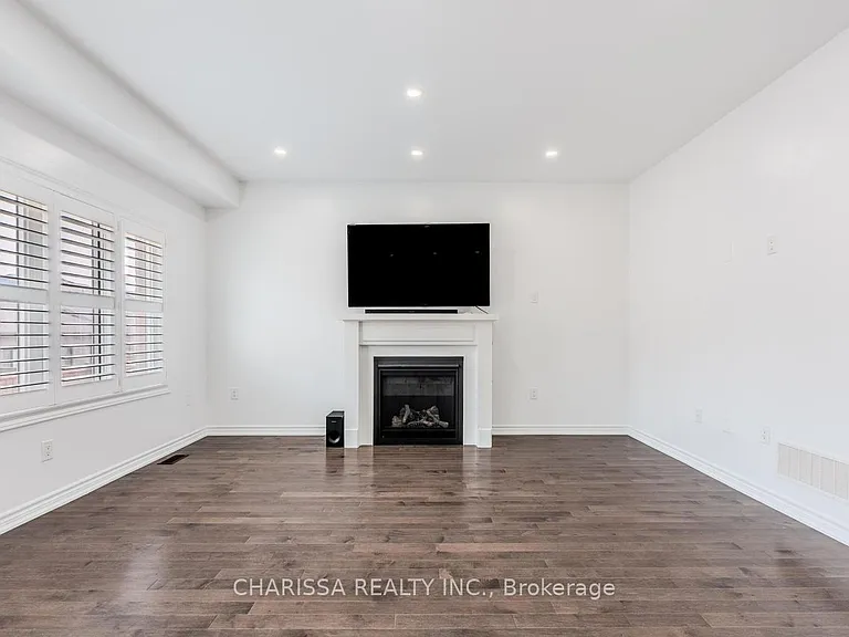 1334 Apollo St #MAIN — Photo 4