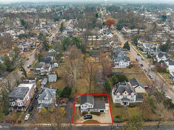 5th image of 3220 Cove Rd