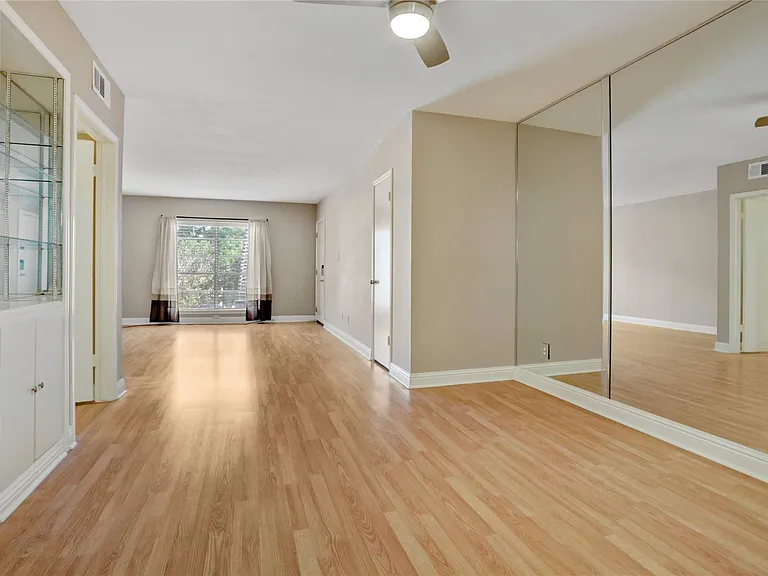1807 Stoney Brook Dr #67 — Photo 11
