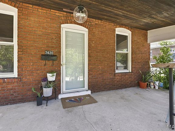 2nd image of 7420 Gayola Pl