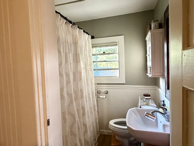 101 Burr Oak St NE #1 — Photo 6