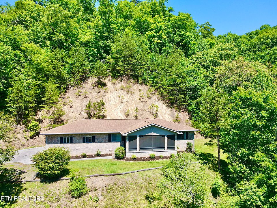 1st image of 454 Wildcat Hollow Rd