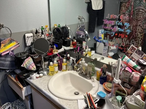 33020 10th Avenue SW #L304, Federal Way, WA 98023