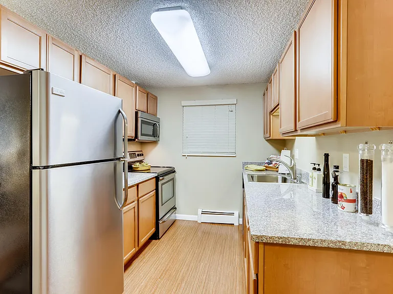 Sterling Heights, Greeley, Co. Apartments