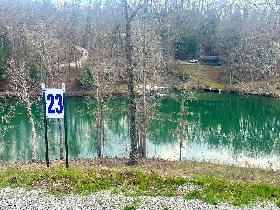 1st image of 23 Sleepy Hollow Rd