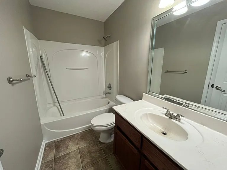 4305 Carroll Dr — Photo 8
