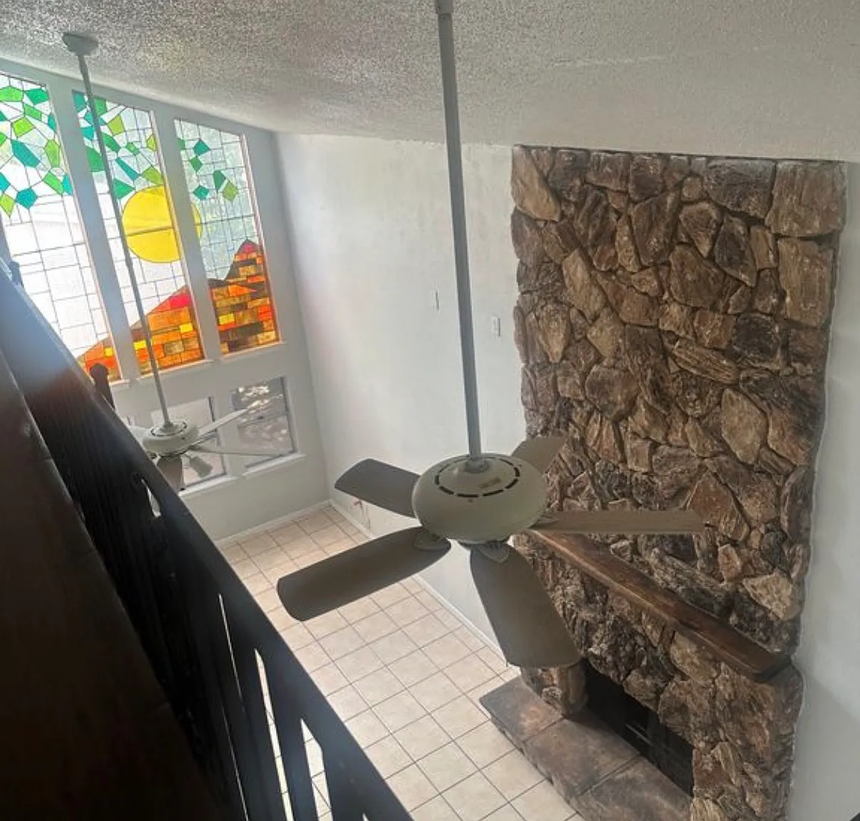 4 bed, 2.5 bath, 1600 sqft, $1,995 — Photo 4