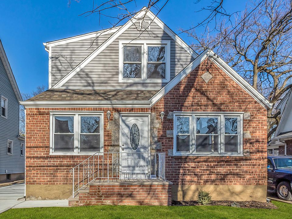 1st image of 190 Violet Ave