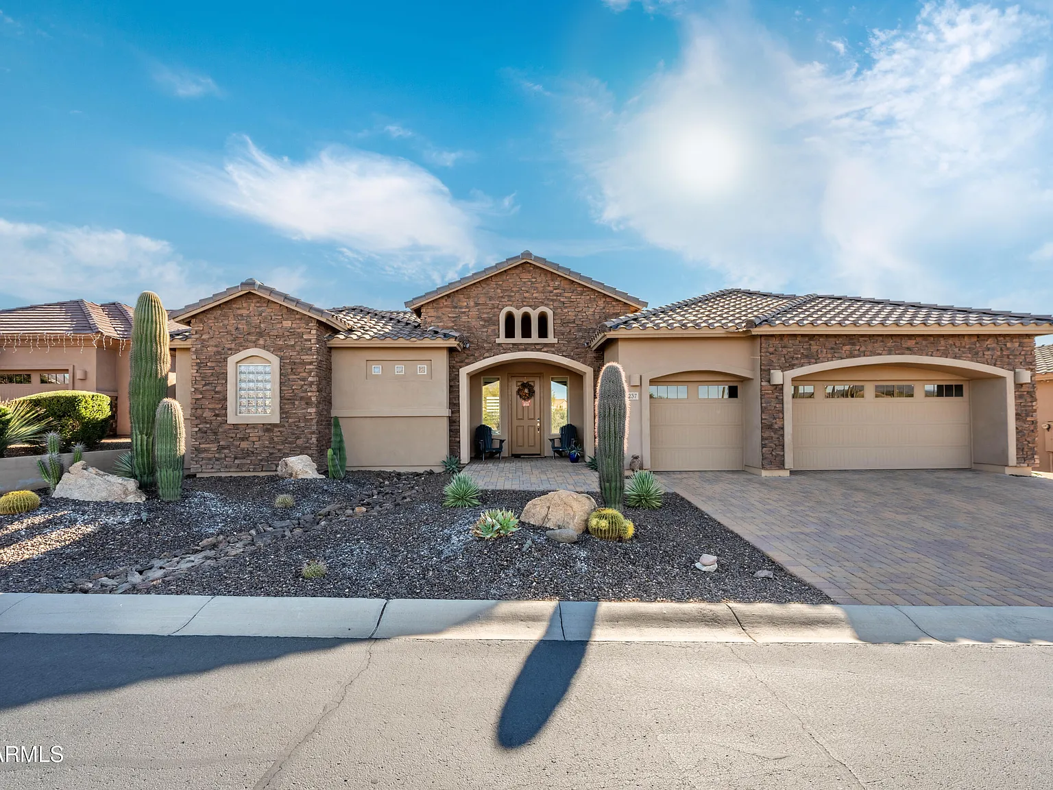 3 bed, 3.0 bath, 3036 sqft, $7,299 — Photo 1