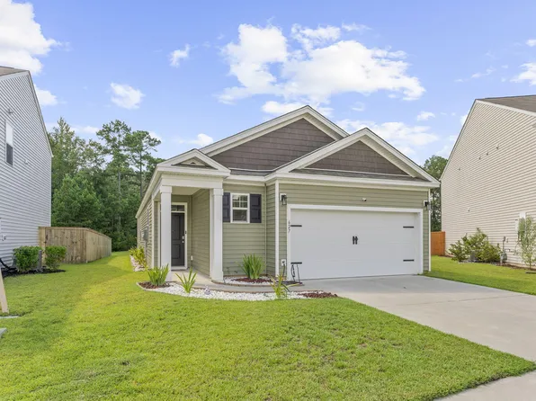 627 Silver Spruce St, Summerville, SC 29486