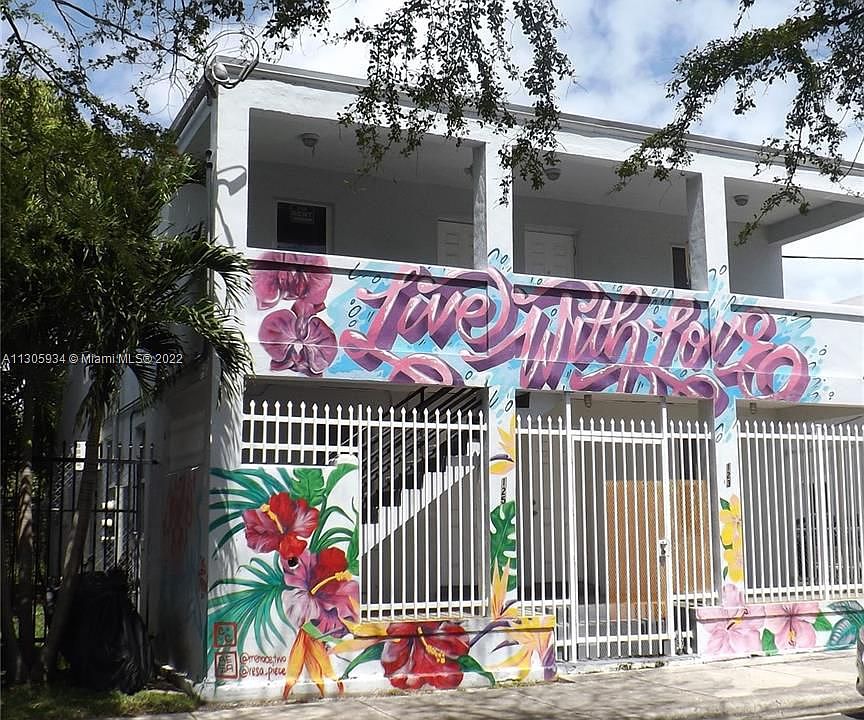 1st image of 123 NW 15th St #U