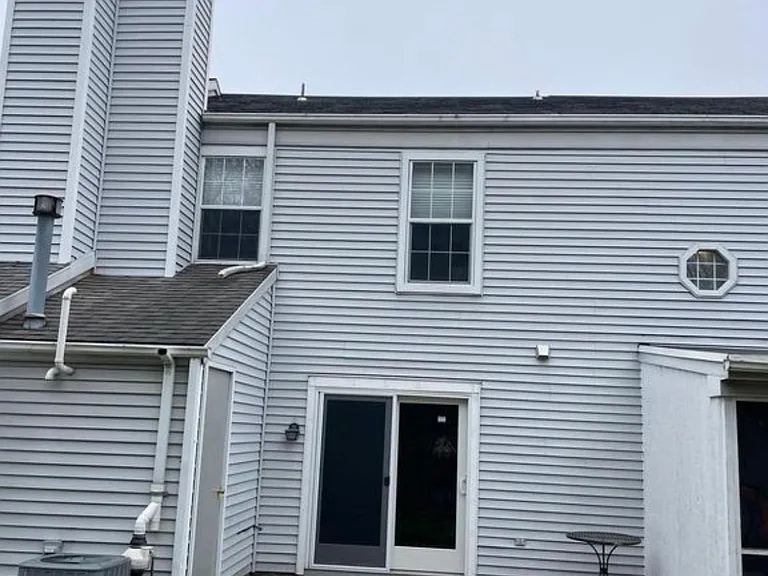 706 Cambridge Ct — Photo 23