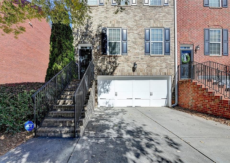1st image of 2261 Ewell Park Dr