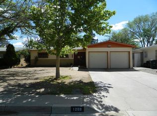 1208 Mesilla St NE, Albuquerque, NM 87110
