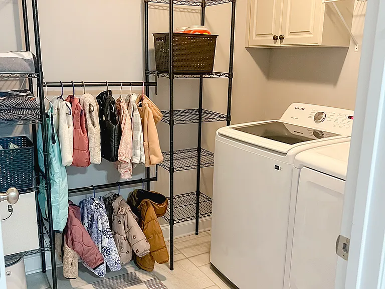863 Herrington Dr — Photo 17