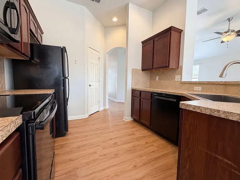 3949 Whisper Fld — Photo 10