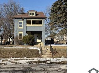 406 E Prospect Ter #1, Freeport, IL 61032
