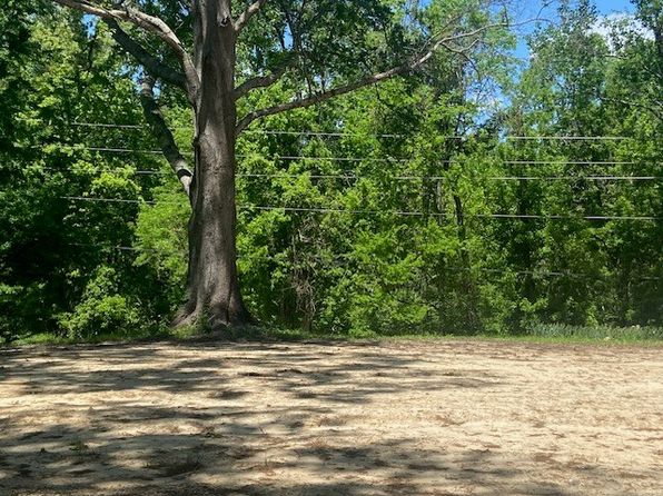 615 Gowall Rd, Vicksburg, MS 39183