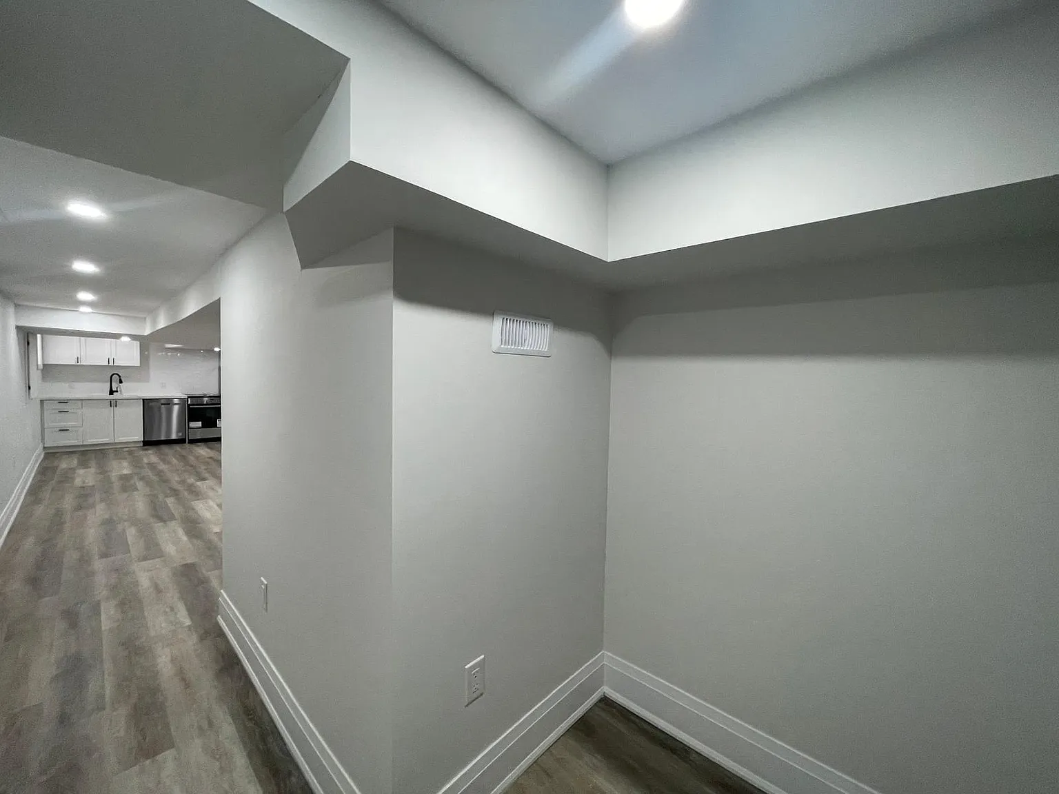 165 Gibson Ave — Photo 4