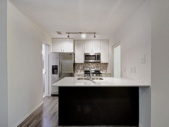 2nd image of 3839 Dry Creek Dr Unit 240