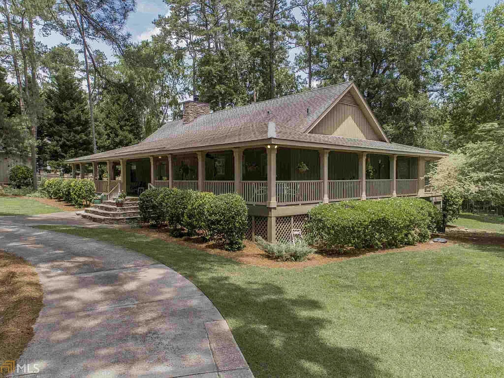 1390 Bennett Springs Dr photo 1