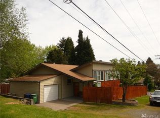 1904 SW 104th St, Seattle, WA 98146