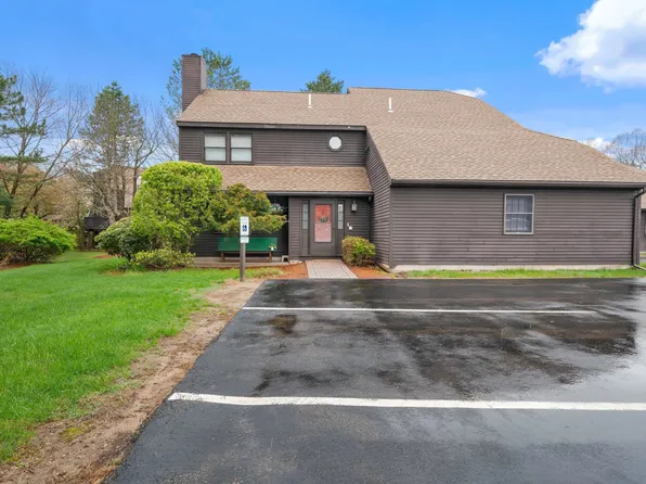 65 Stacey Circle #65, Windham, NH 03087