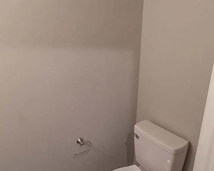1913-1915 Greenleaves Ct — Photo 12