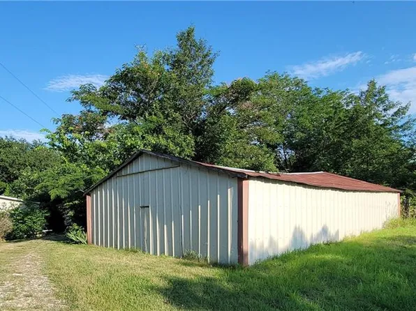 90 NE 791st Rd, Knob Noster, MO 65336