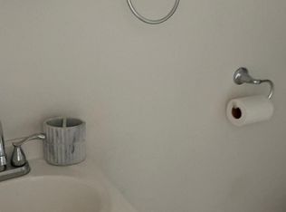 18133 Lull St, Reseda, CA 91335