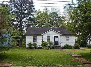 109 Highland Ave, Aberdeen, MS 39730