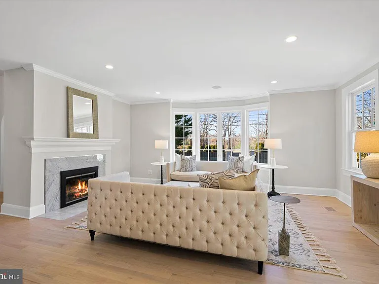 3213 Foxhall Rd NW — Photo 11