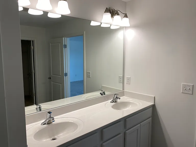 5610 Flint Ln — Photo 1