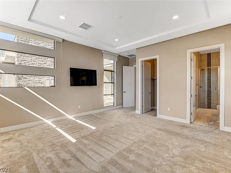 11460 Ruby Falls Way — Photo 16