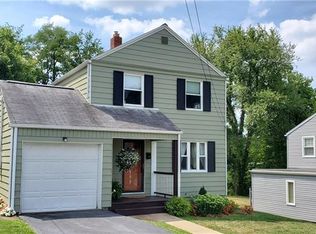 511 Denny Ave, Ellwood City, PA 16117