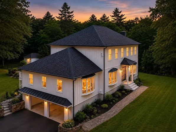 12 Alder St, Medway, MA 02053