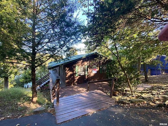 2nd image of 450 Sugar Creek Rd