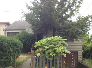 10221 8th Ave NE, Seattle, WA 98125