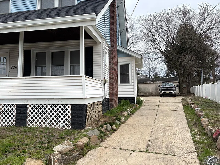 276 Main St — Photo 12