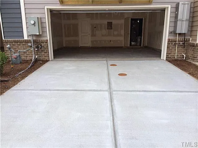 2 car garage