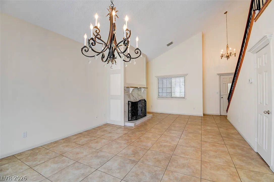 3 bed, 3.5 bath, 1580 sqft, $1,650 — Photo 3