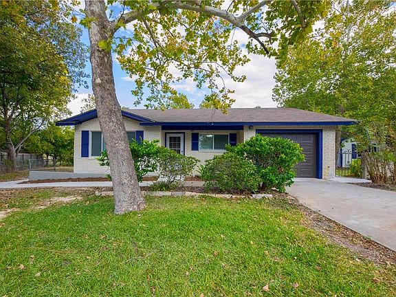 2nd image of 109 Belaire Cir
