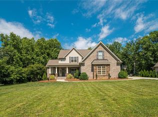 272 Pebblestone Ct, Lexington, NC 27295
