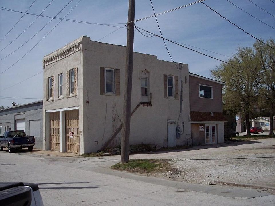 1st image of 511 E Ontario St