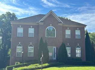 8033 Poplarwood Rd, Nashville, TN 37221