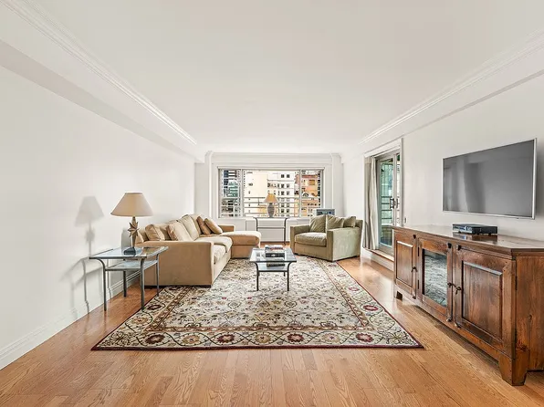 200 E 57th St APT 18M, New York, NY 10022